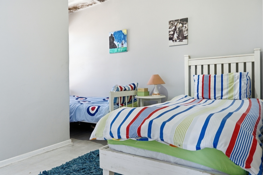 5 Bedroom Property for Sale in Myburgh Park Western Cape